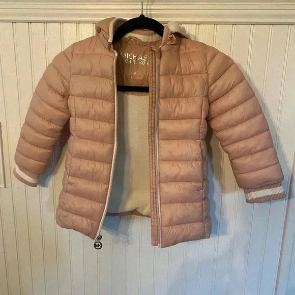 MICHAEL Michael Kors removable hooded puffer jacket for toddler - Picture 12 of 12